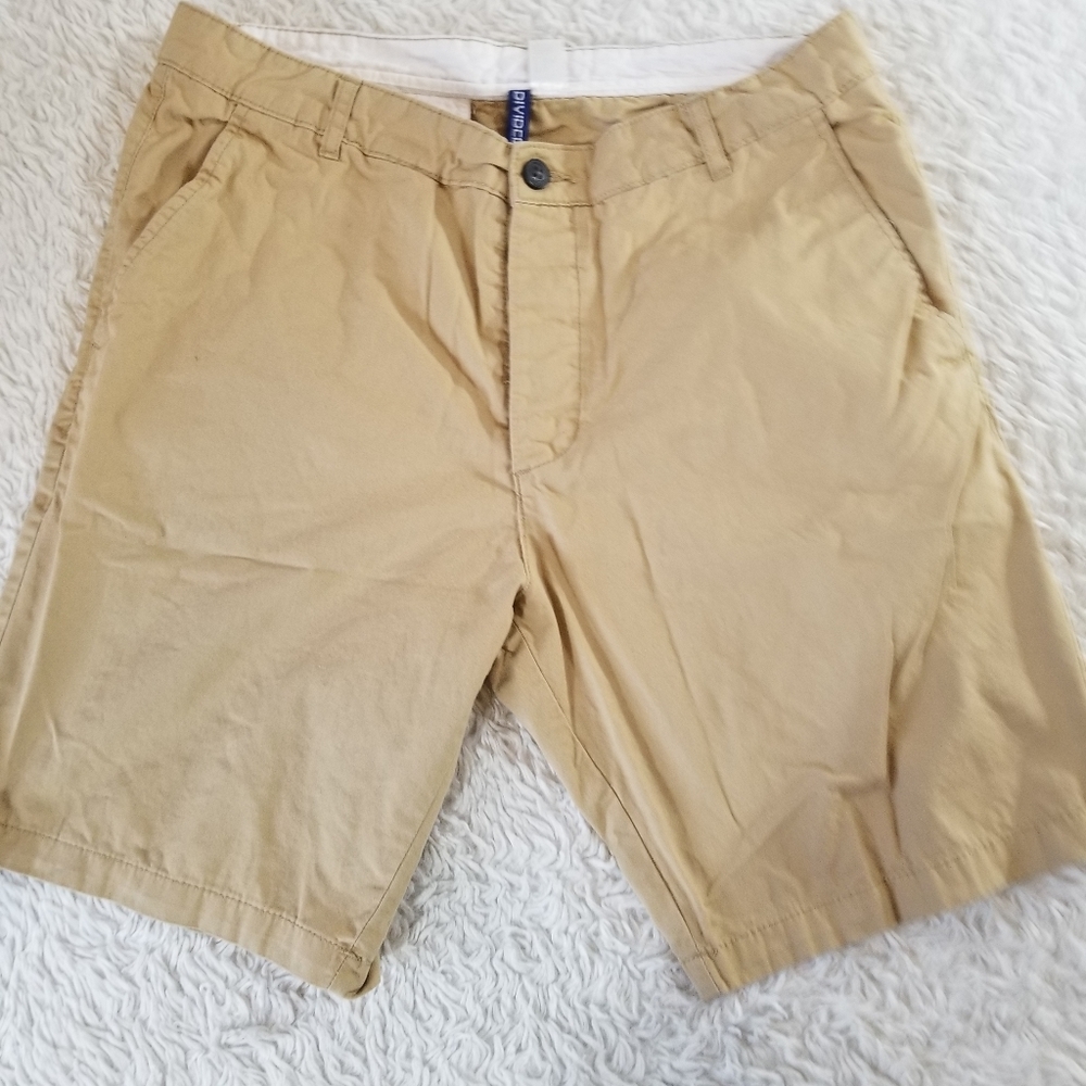 Divided Men Flat Front Shorts